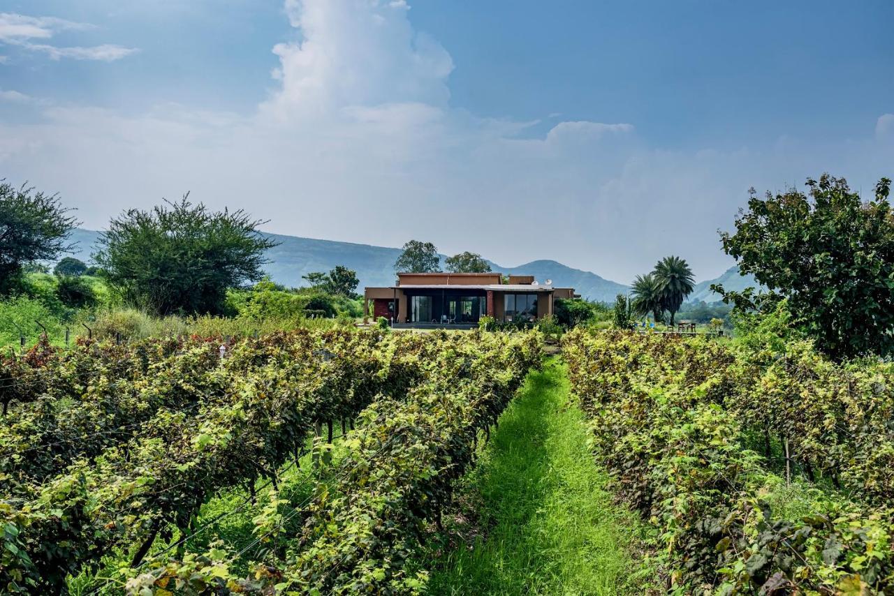 Saffronstays Rose Vineyard By The Lake, Nāsik Eksteriør bilde