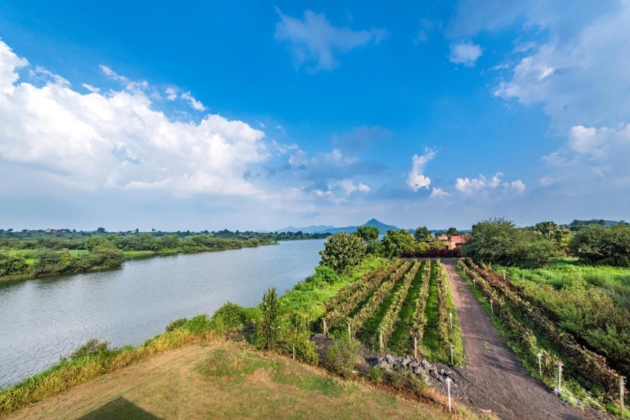 Saffronstays Rose Vineyard By The Lake, Nāsik Eksteriør bilde